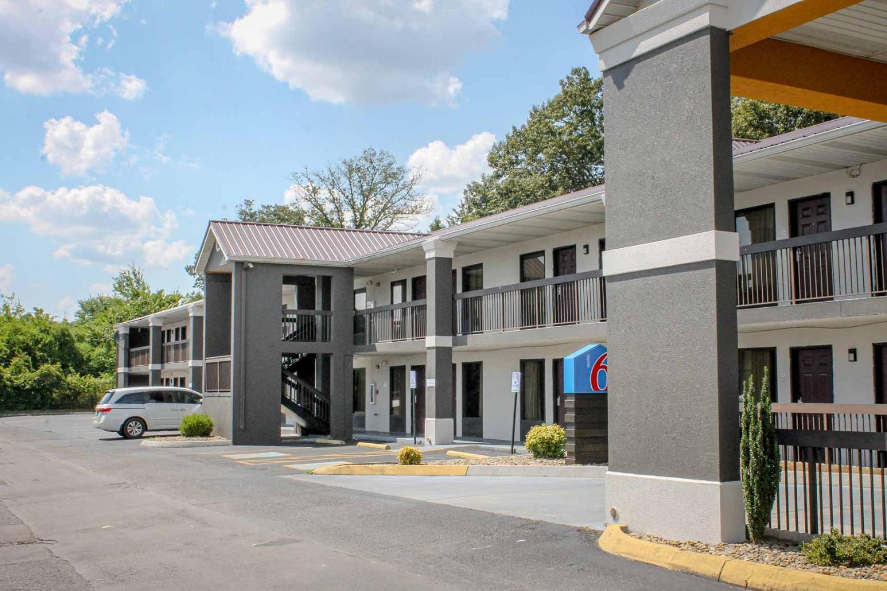 Motel 6 Knoxville, Tn - East エクステリア 写真